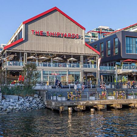 Seaside Hotel North Vancouver Exterior photo